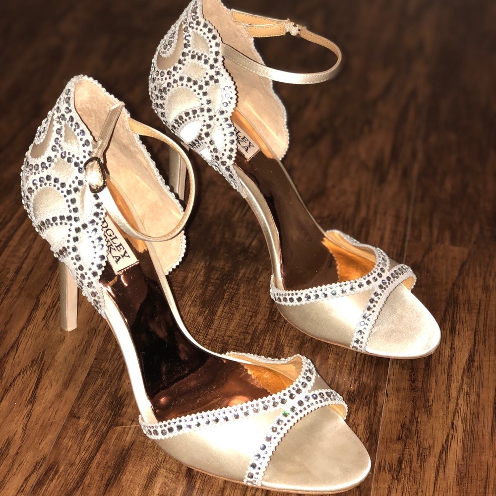 Badgley Mischka Ivory Wedding Ankle Strap Heel